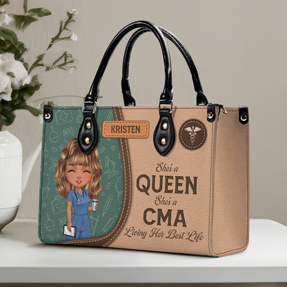 She Is A Nurse Queen - Personalized Custom Leather Handbag